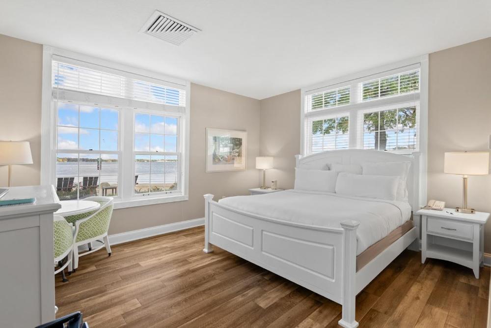 King Room interior